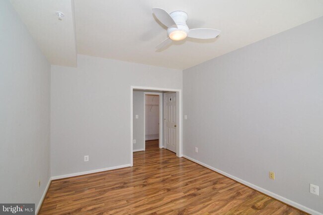 Foto del edificio - 1314D Garden Wall Cir