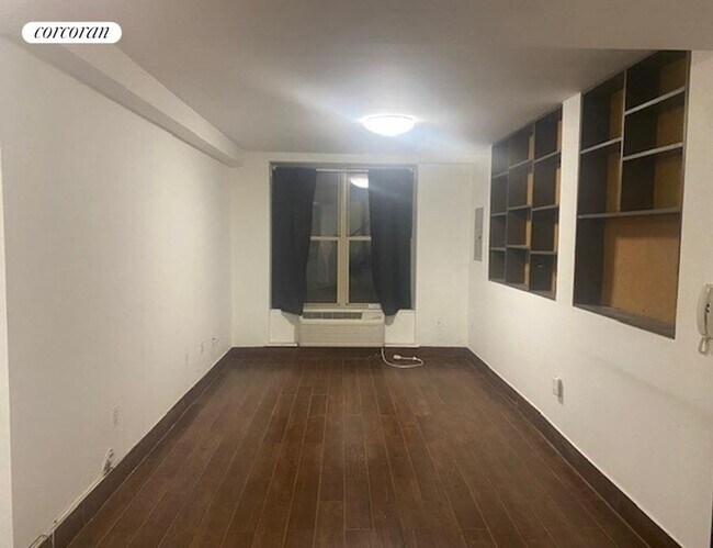 Foto del edificio - 649 Washington Ave