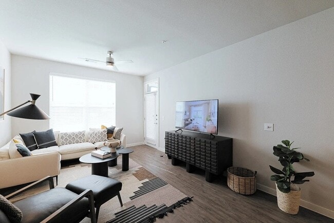 Building Photo - 12201 Dessau Rd