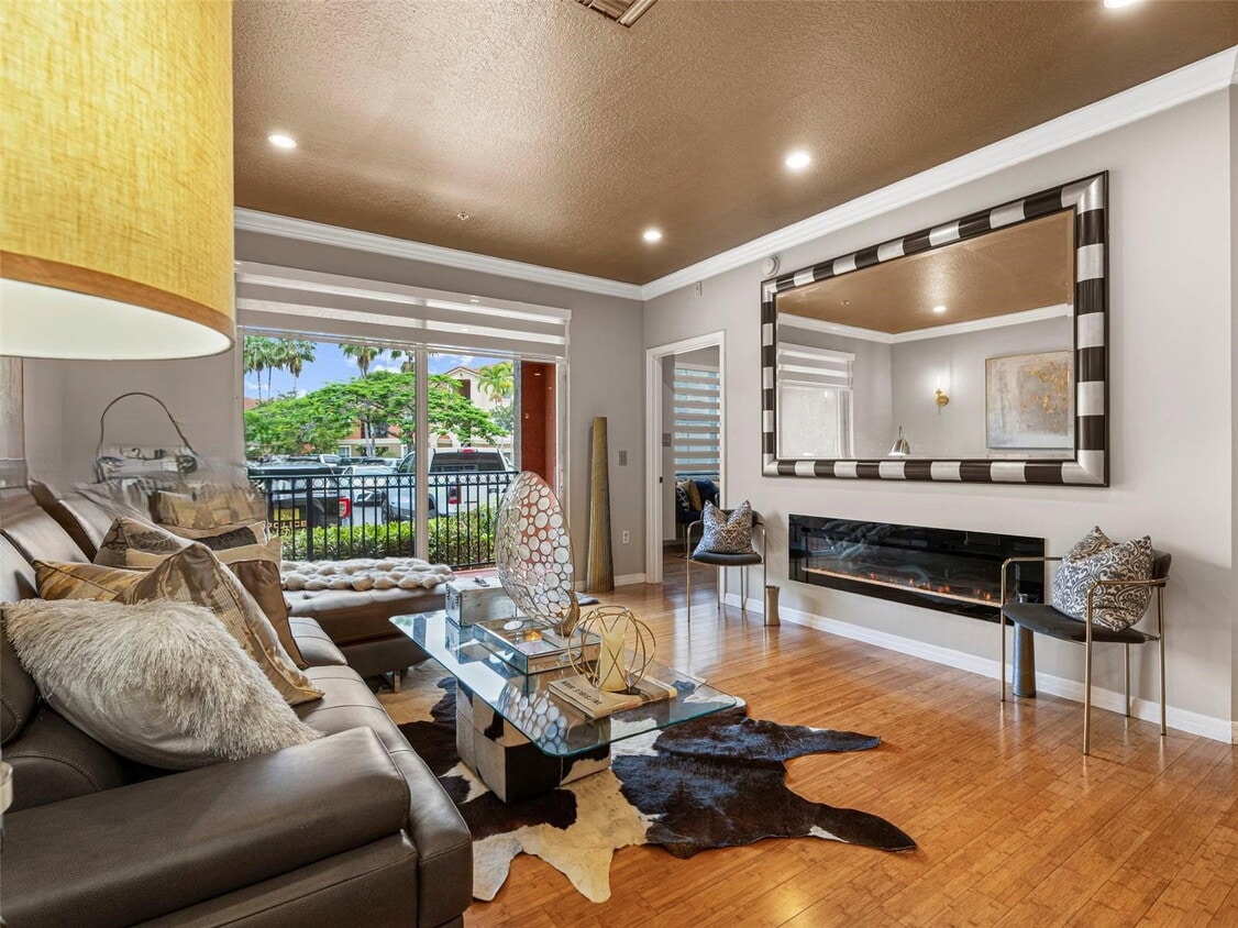 Photo - 4402 Southwest 160th Avenue Apt #911, Miramar, FL 33027 - 3 BR 2 BA condo