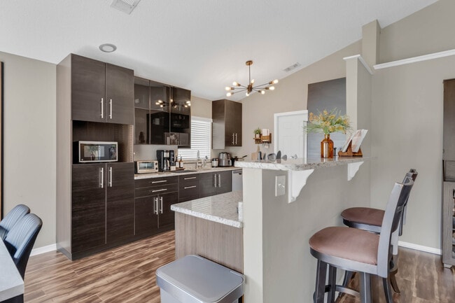 Foto del edificio - 11717 Broad Oak Ct