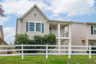 Building Photo - 20911 Young Meadows Way
