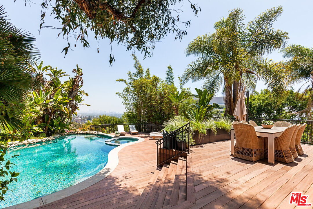 Foto principal - 1427 N Kings Rd