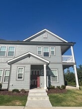 Building Photo - 2006 Lotus Dr
