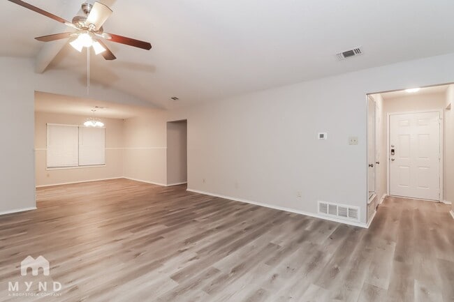 Building Photo - 4303 Gentle Springs Dr