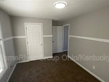 Foto del edificio - 2228 Elmo Ave