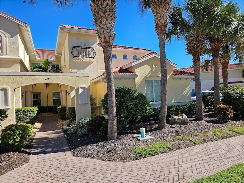 Primary Photo - 209 Bella Vista Terrace