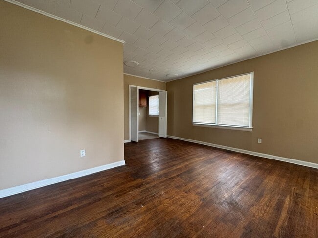 Building Photo - 3481 Dunn Ave