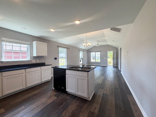 Foto del edificio - Charming House Located in Ridgeland