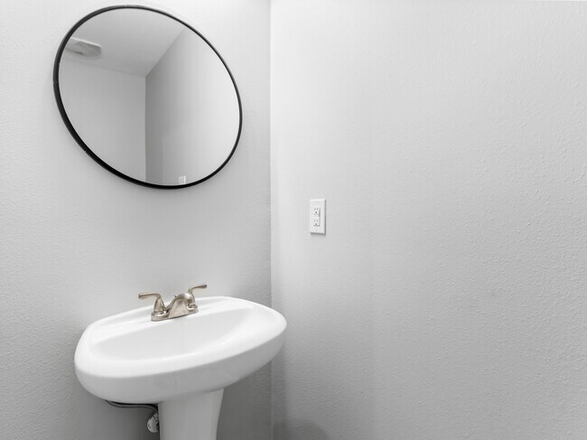 Foto del edificio - 1023 Santa Fe Ct