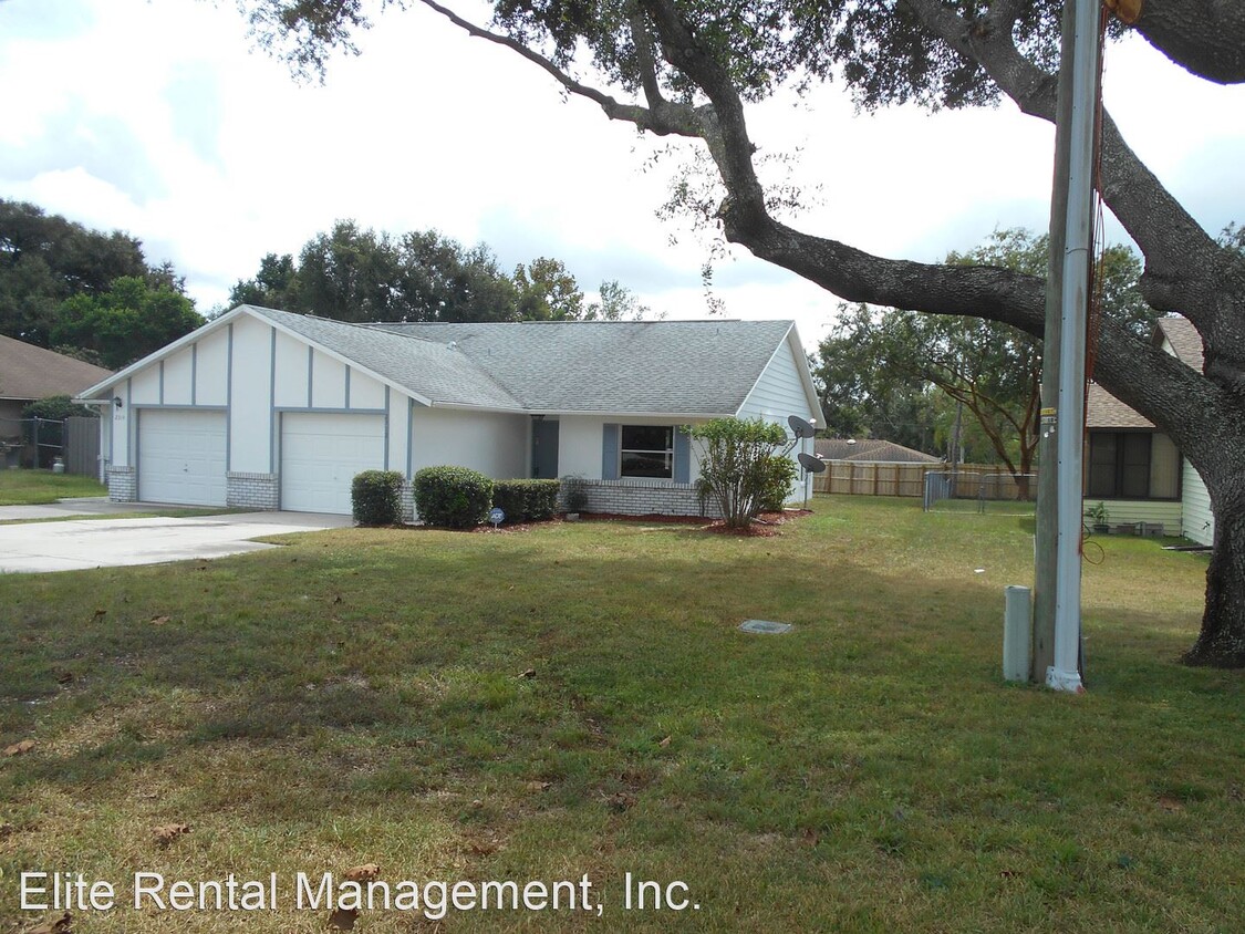 Foto principal - 2 br, 2 bath House - 2312 Centennial Blvd