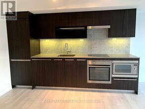 Building Photo - 80 Queens Wharf Rd