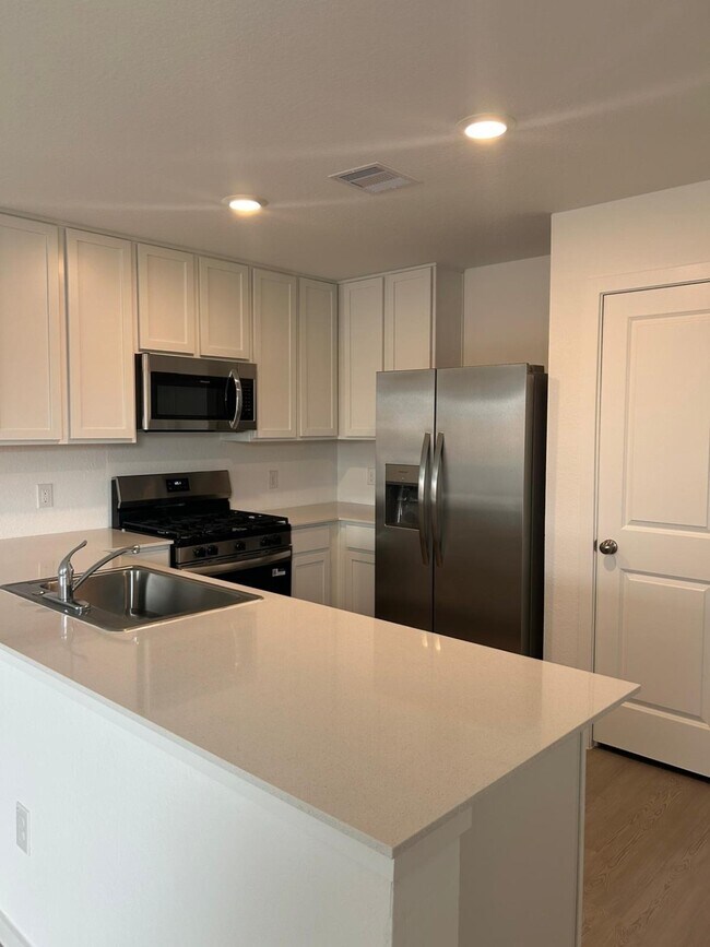 Foto del edificio - 6858 Lantana Leaf Ln