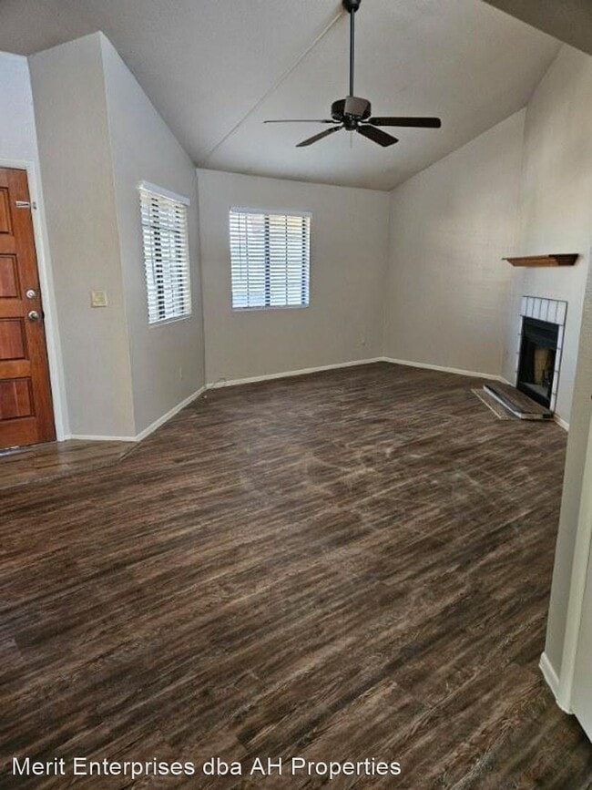Building Photo - 2 br, 2 bath House - 2020 W UNION HILLS DR...
