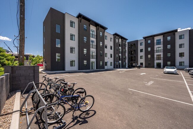 Foto del edificio - Harding Ave Lofts