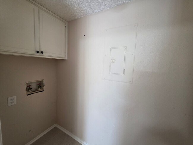 Foto del edificio - 620 Race St