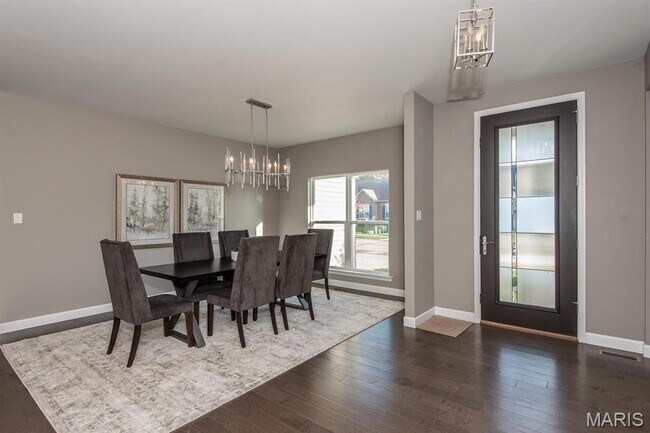 Foto del edificio - 2708 Brook Hill Ln