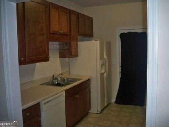Foto del edificio - 8580 Thomas Rd