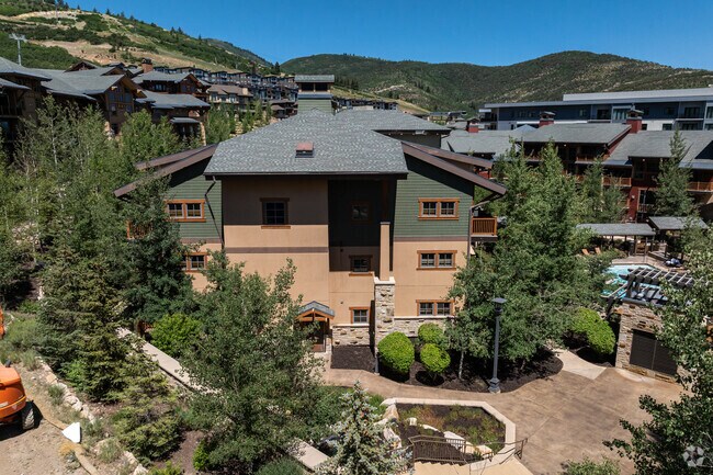 Edificio - Sunrise at Escala