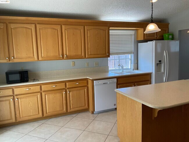 Foto del edificio - 1741 Gateway Dr