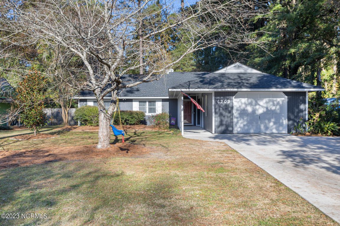 Primary Photo - 6203 Baywood Dr