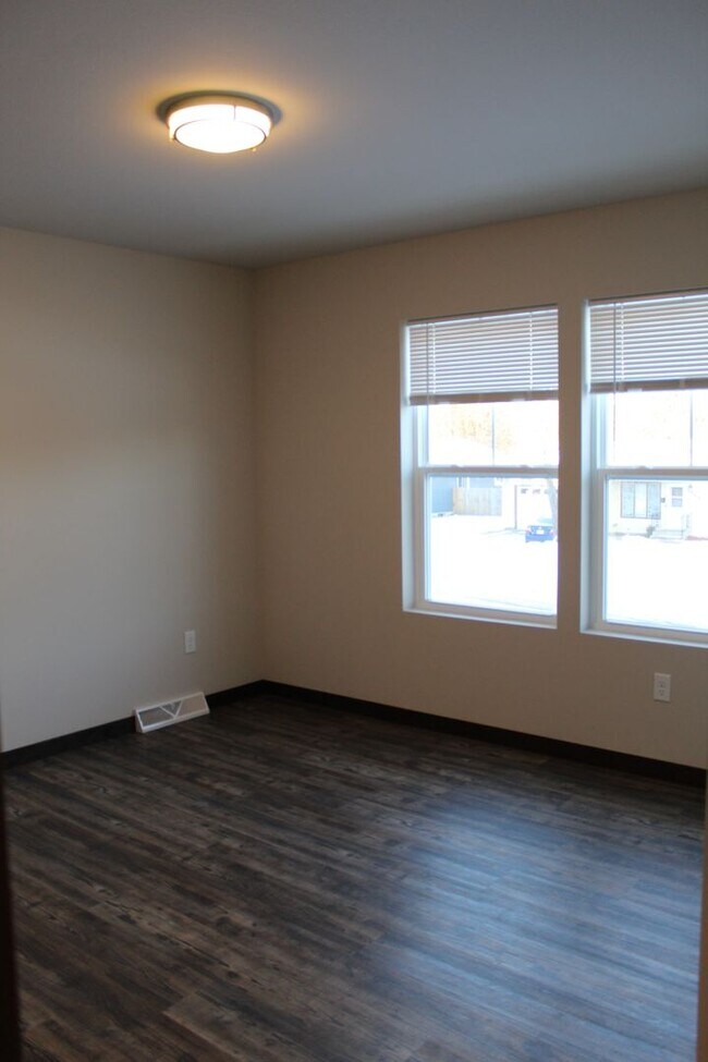 Foto del edificio - 1041-1043 S 12th Ave