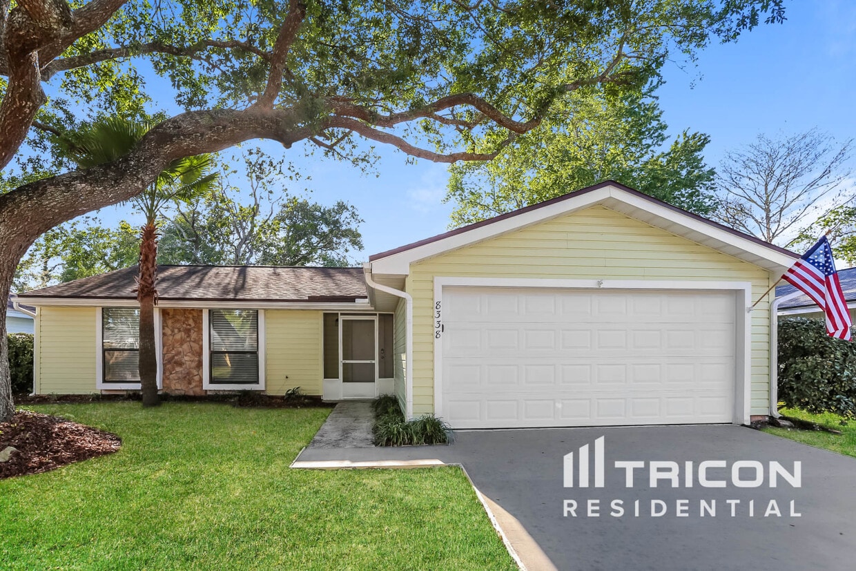 Foto principal - 8338 Knotts Landing Dr E