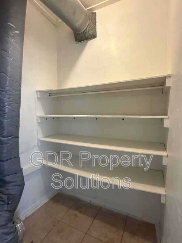 Foto del edificio - 3209 Burton Ave SE