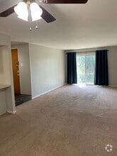 Building Photo - 328 Hermit St