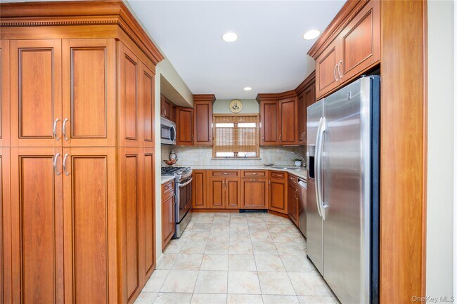 Foto del edificio - 3418 Oceanside Rd