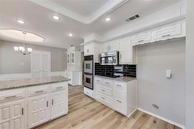 Building Photo - 1700 Prestonwood Dr