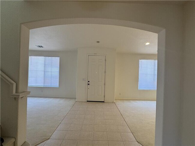 Building Photo - 4641 Palomino Way