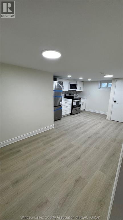 Building Photo - 2475 Meighen Rd