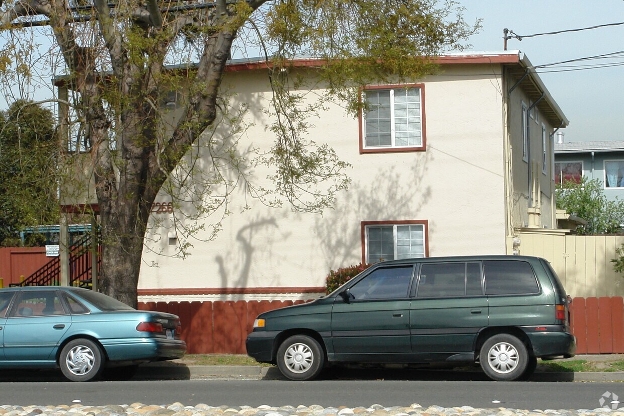 Building Photo - 37266 Cherry St