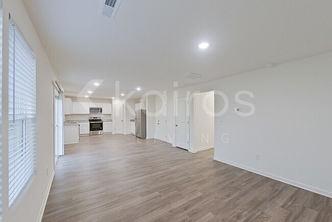 Foto del edificio - 7004 Peppermill Way
