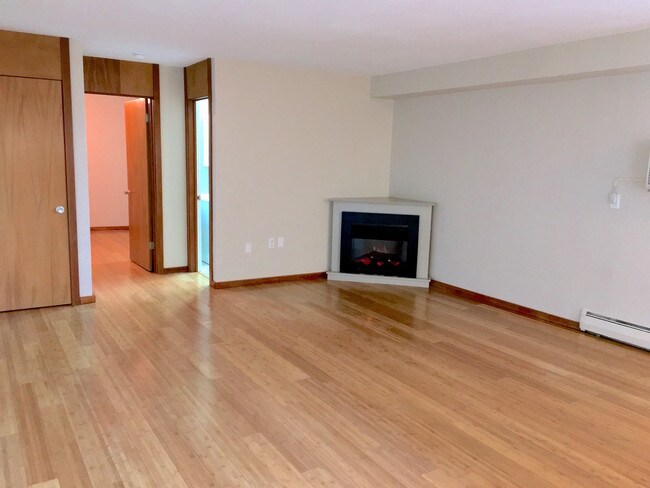 Foto del edificio - 2119 Bayliss St
