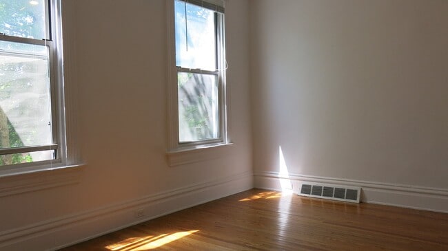 Building Photo - 4707 Maripoe St