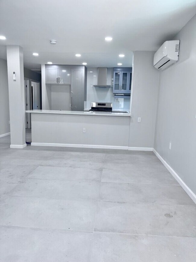 Foto del edificio - AVENUE B (925-927)