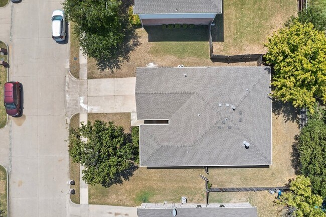 Foto del edificio - 625 Spillway Dr