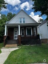 Building Photo - 448 W 118th St