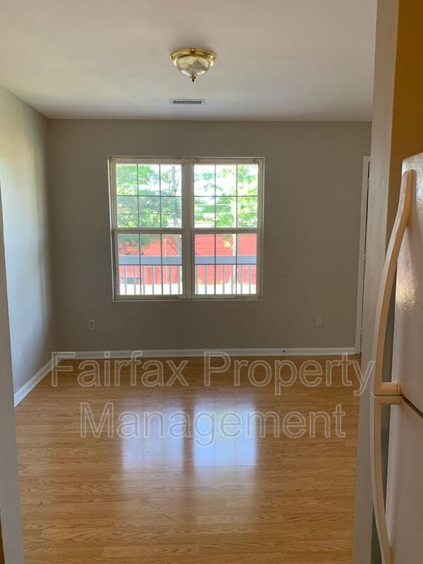 Building Photo - 1807 Fidelity Dr