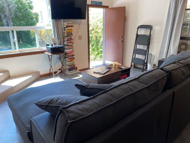 Photo - 1720 Spruce St Apartment