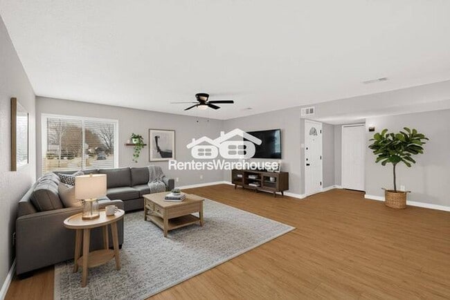 Building Photo - ****1 Month Rent Concession***** Plano Renovated Gem Ready