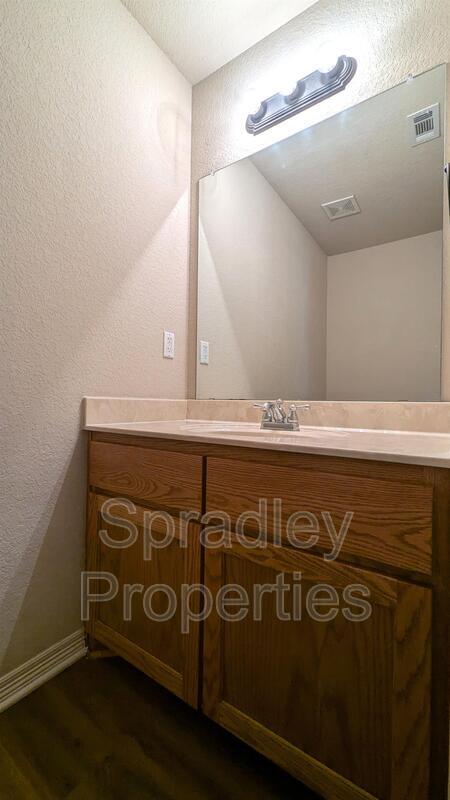 Building Photo - 4604 Lowes Dr