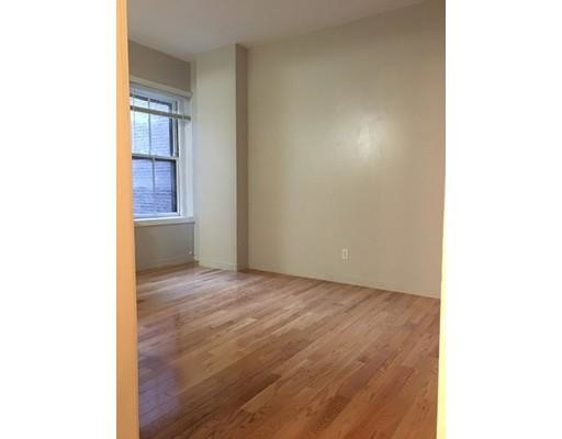 Building Photo - MLS Property Information Network