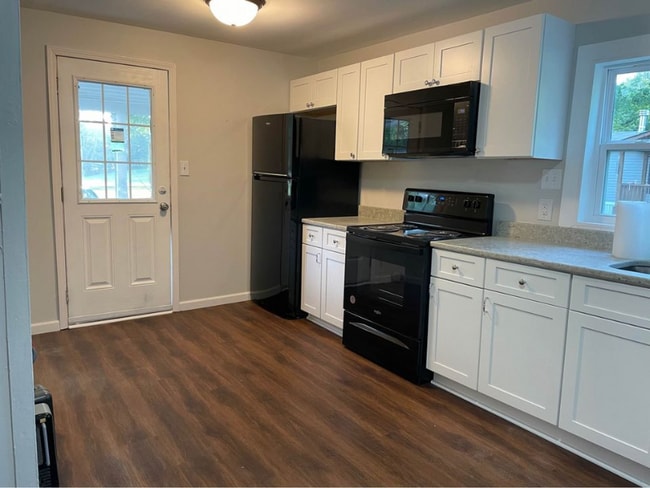 Building Photo - 3237 Kingston Hwy