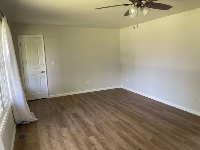 Living room view - 192 N 500 W