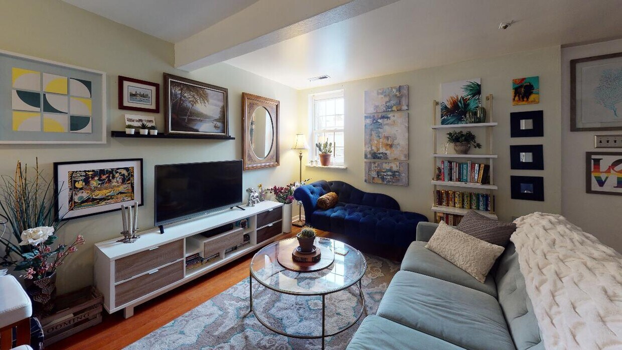Foto principal - 1018 Pine St