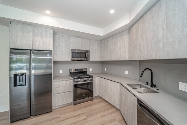 Foto del edificio - 2828 London St