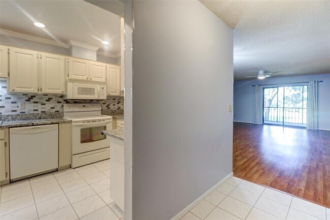Building Photo - 3505 Tarpon Woods Blvd